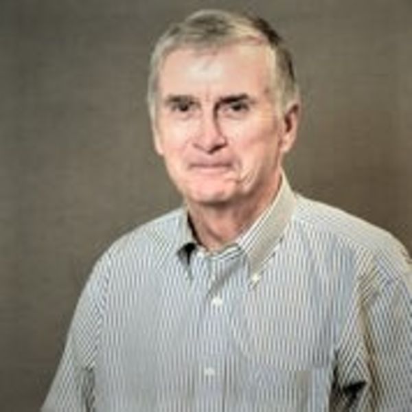 profile photo for Dr. Lloyd Greene