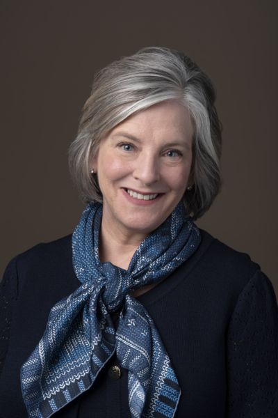 profile photo for Dr. Debbie Thorne