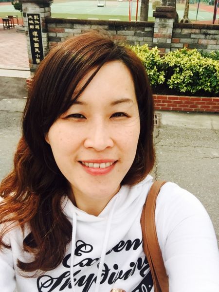 profile photo for Dr. Yun-Wen Chan